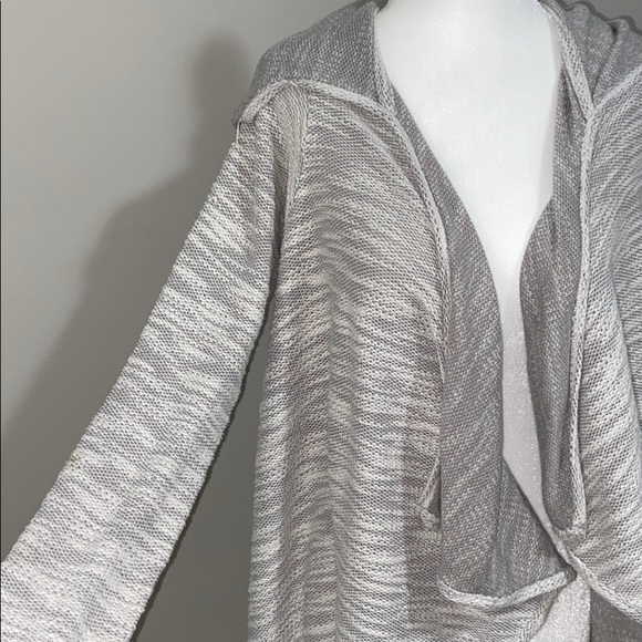 HOLLISTER sweater - Picture 2 of 3